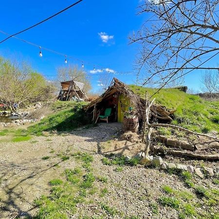Casa Din Povesti In Mijlocul Naturii! Arad Exteriör bild